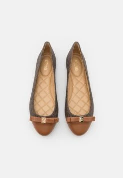 MICHAEL Michael Kors Andrea- Ballerina'S - Brown 13 MICHAEL Michael Kors Andrea- Ballerina'S - Brown -Farfetch Winkel d4524e93a55a4a978a3c98c89aced63f