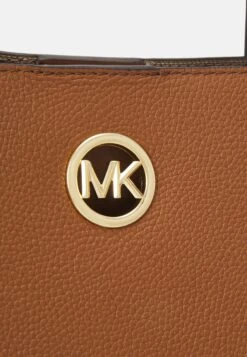 MICHAEL Michael Kors Hadleigh Handle Tote - Handtas - Luggage -Farfetch Winkel d59b6056d5b644d9b645db9d36fba823