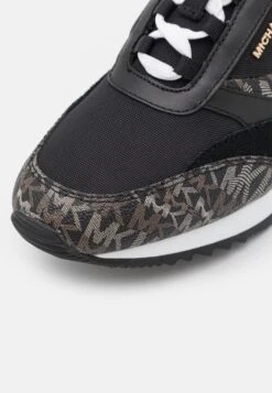 MICHAEL Michael Kors Allie Stride Extreme - Sneakers Laag - Black 15 MICHAEL Michael Kors Allie Stride Extreme - Sneakers Laag - Black -Farfetch Winkel d694ad2277a6485d91a20f15ff38f141