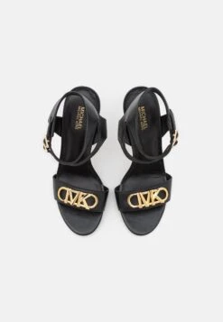 MICHAEL Michael Kors Parker- Sandalen - Black -Farfetch Winkel d76a4b559ff94ce6b5cd4acbc735aff6