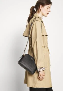 MICHAEL Michael Kors Jet Set Charm Dome Xbody - Schoudertas - Black