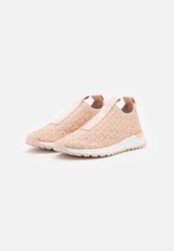 MICHAEL Michael Kors Bodie - Sneakers Laag - Soft Pink -Farfetch Winkel df0a91404d5642fdb38b5c3d27a34661