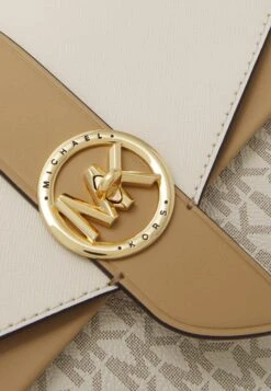 MICHAEL Michael Kors Greenwich - Schoudertas - Vanilla/Multi -Farfetch Winkel df14c93da67f442eba19e7b317e5d041