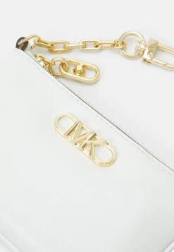 MICHAEL Michael Kors Parker Key Card Holder - Portemonnee - Optic White -Farfetch Winkel e2ce301fa0ec468cb62cc4830c21aa66