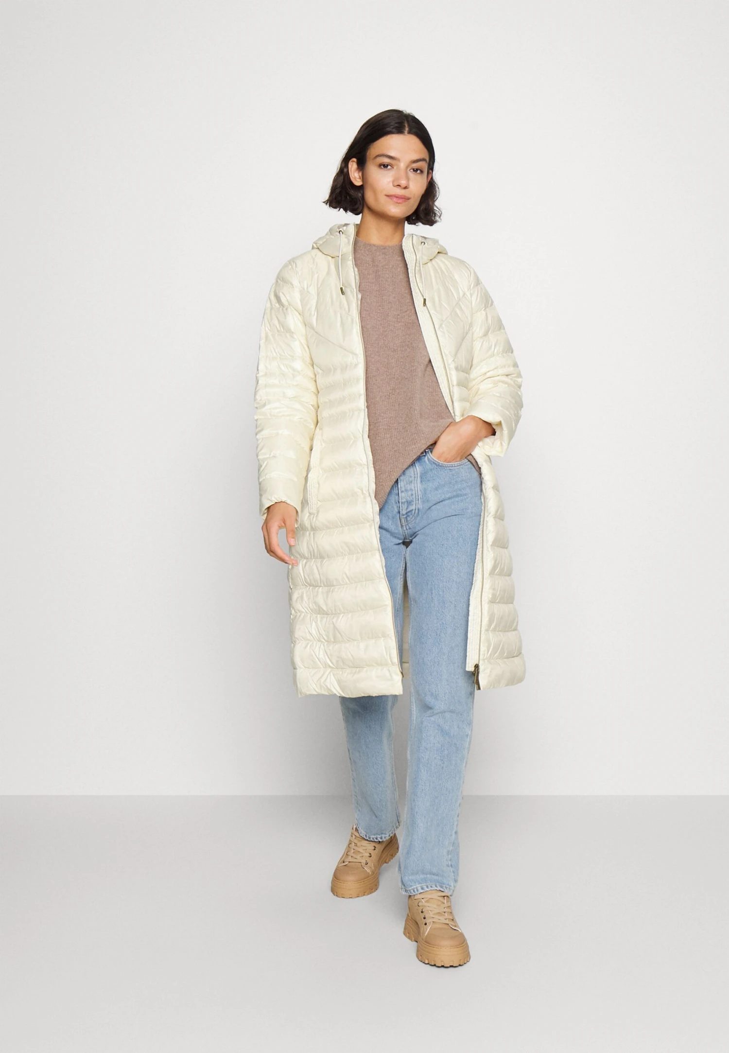 MICHAEL Michael Kors Long Fitted Puffer - Donsjas - Bone 4 MICHAEL Michael Kors Long Fitted Puffer - Donsjas - Bone - Afbeelding 2