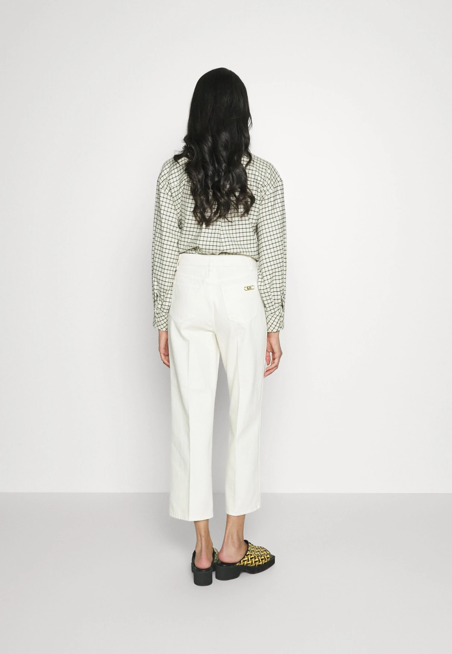 MICHAEL Michael Kors Crop- Straight Leg Jeans - Bone 5 MICHAEL Michael Kors Crop- Straight Leg Jeans - Bone - Afbeelding 3