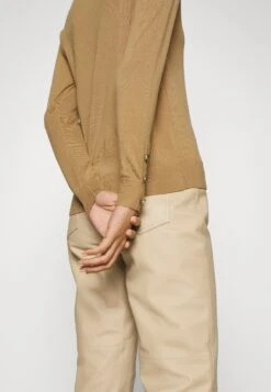 MICHAEL Michael Kors Button - Trui - Cafe 15 MICHAEL Michael Kors Button - Trui - Cafe -Farfetch Winkel f3ad2d6599824625b1aabdec15088989