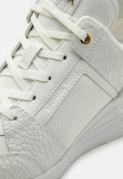 MICHAEL Michael Kors Georgie Trainer - Sneakers Laag - Optic White -Farfetch Winkel f3ae01cf9f7743deb2a0d605dbd530de