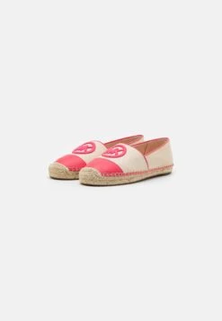 MICHAEL Michael Kors Kendrick Toe Cap - Espadrilles - Geranium -Farfetch Winkel f4931a63c30c4a558da27c5a283b7bd6