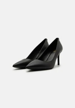 MICHAEL Michael Kors Alina Flex- Klassieke Pumps - Black -Farfetch Winkel f5602d6e262c481382fb7c5fb7204292