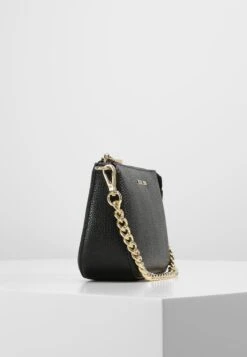 MICHAEL Michael Kors Jet Set Medium Chain Pouchette - Handtas - Black -Farfetch Winkel f637a77f0a664530af67e5b9c785a69d