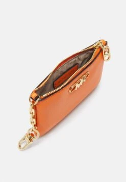 MICHAEL Michael Kors Parker Key Card Holder - Portemonnee - Apricot 8 MICHAEL Michael Kors Parker Key Card Holder - Portemonnee - Apricot -Farfetch Winkel f714488c49724925bcbf1c142134b56e