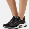 MICHAEL Michael Kors Orion Trainer - Sneakers Laag - Black/Bronze 2 MICHAEL Michael Kors Orion Trainer - Sneakers Laag - Black/Bronze -Farfetch Winkel fbdf892d59a546b0afd8077fa76fa3c3