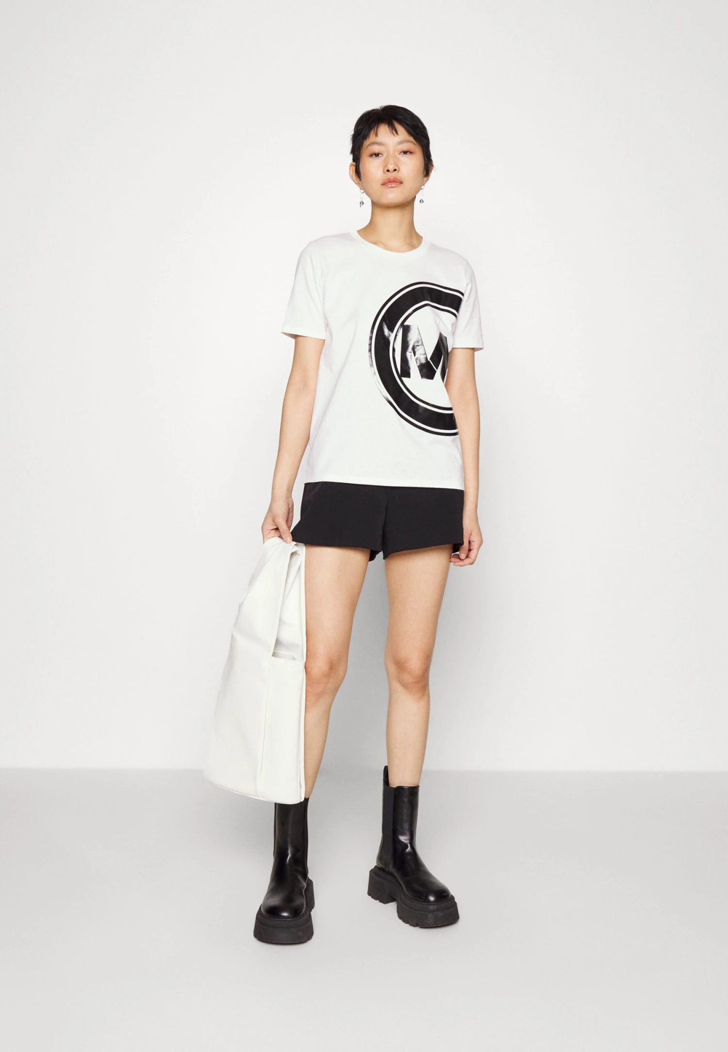 MICHAEL Michael Kors Graphic Charm Classic Tee - T-Shirt Print - White 4 MICHAEL Michael Kors Graphic Charm Classic Tee - T-Shirt Print - White - Afbeelding 2